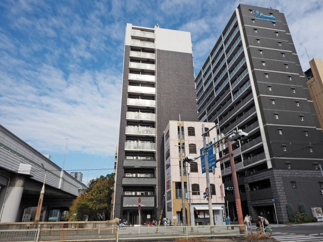プレサンス松屋町駅前