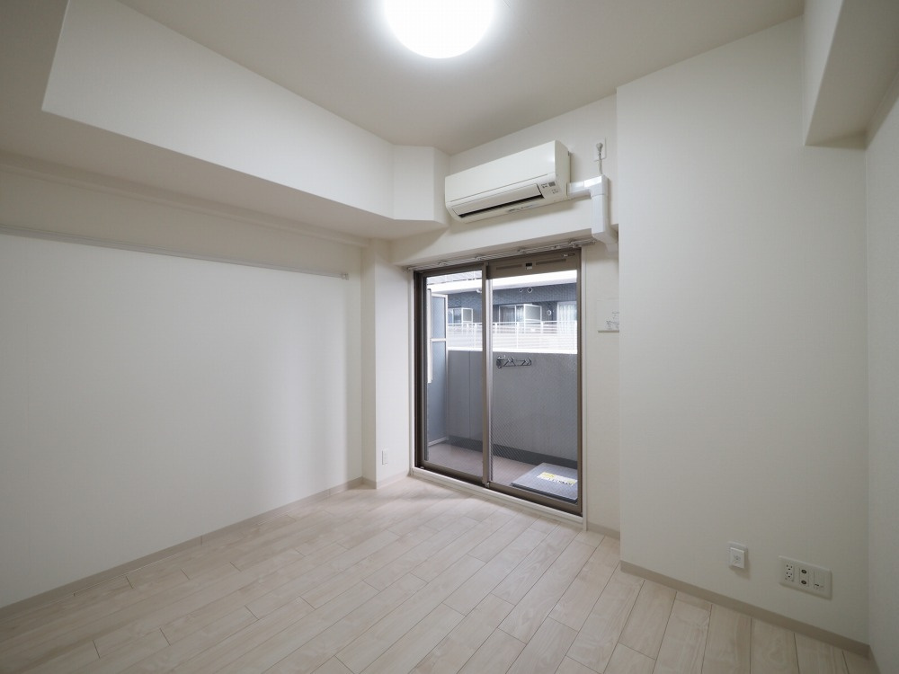プレサンス松屋町駅前の居間・リビング