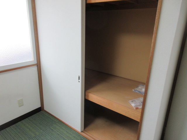 桐井マンションの収納