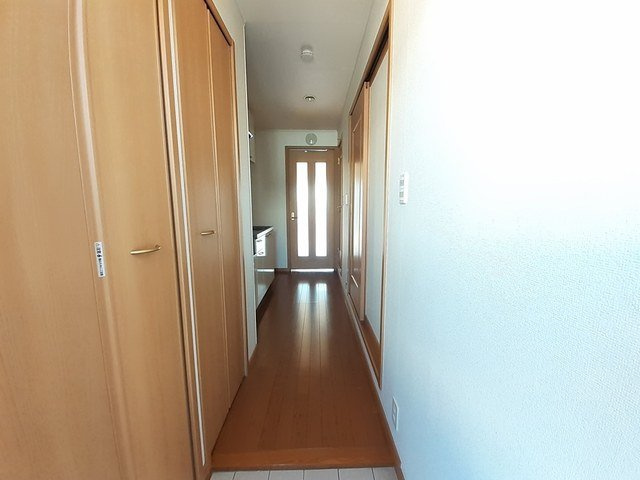 Ｍ－ティアラⅡの玄関