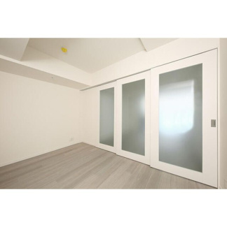 【寝室】 | HAMACHO APARTMENTS（浜町アパートメンツ）