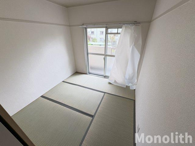 鶴山台24号棟の和室