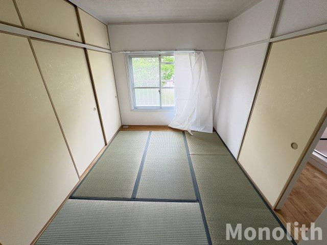 鶴山台24号棟の和室