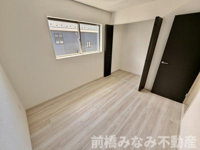 【新築】前橋市北代田町1期　１号棟(全３棟)　アーバンスタイル　新築建売分譲の洋室|使い勝手のいい洋室です