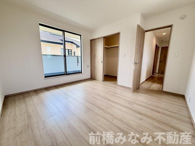 【新築】前橋市光が丘町　限定１棟　ハートフルタウン　新築建売の洋室|個人の部屋や寝室として使える洋室です