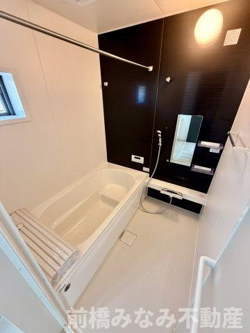 【新築】前橋市北代田町2期　１号棟(全３棟)　アーバンスタイル　新築建売分譲の浴室|日々の疲れを癒すお風呂付です