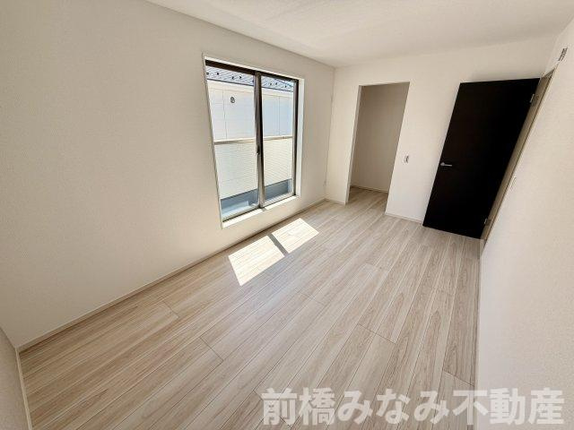 【新築】前橋市北代田町2期　１号棟(全３棟)　アーバンスタイル　新築建売分譲の洋室|広々とした洋室です