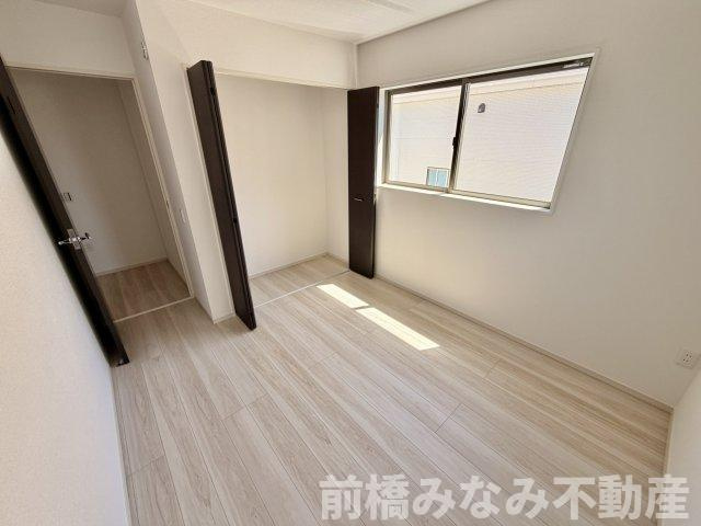 【新築】前橋市北代田町2期　１号棟(全３棟)　アーバンスタイル　新築建売分譲の洋室|明るい洋室です