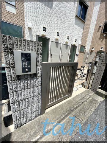 Tokyoβ千川６のエントランス