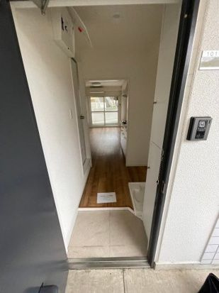 ヒルサイド西横浜の玄関