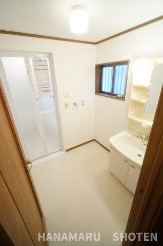 中古　千葉市若葉区若松町の脱衣所|＊当日ご案内可＊ご希望の物件まとめてご案内！弊社が掲載していない物件でもOK♪お気軽にご相談ください ♪お電話でのお問合わせがスムーズ♪