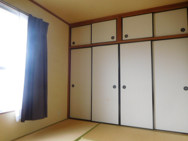 中寺アパートの寝室