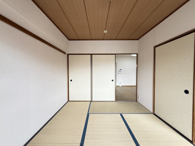 【寝室】 | エステート関目