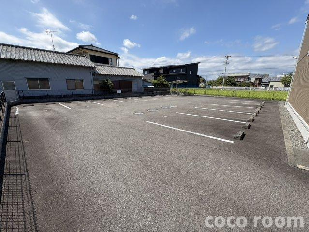 プレミアージュの駐車場|駐車場2台込み