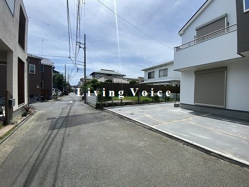 【仲介手数料０円】茅ヶ崎市浜須賀3期　新築一戸建て　全2棟の前面道路含む現地写真|【仲介手数料０円】茅ヶ崎市浜須賀3期　新築一戸建て　全2棟