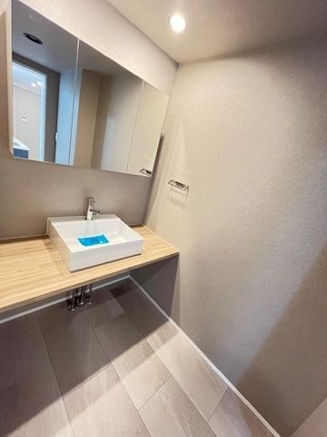 レジディア南千住の独立洗面台