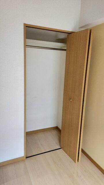 日神パレステージ三軒茶屋第２の収納