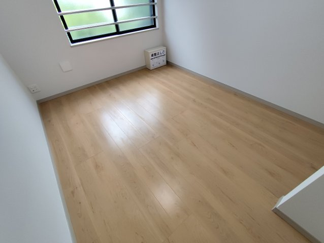 エアフォルク新小岩の洋室