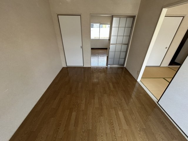 フレグランス白岩Ⅱの洋室
