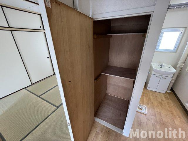 鶴山台23号棟の収納