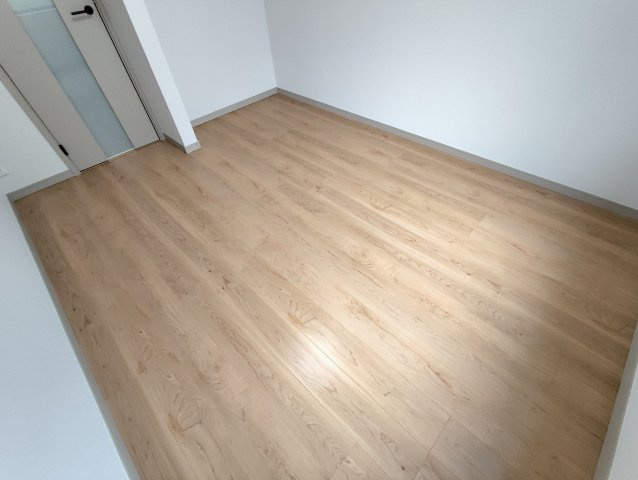エアフォルク新小岩の洋室