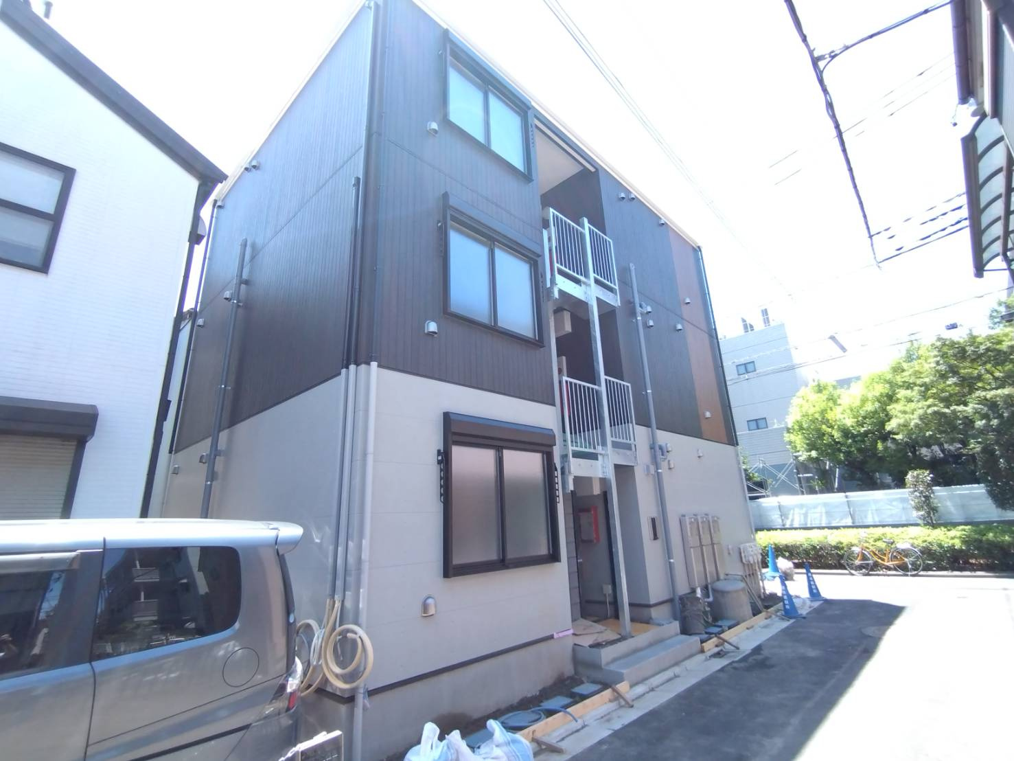 江戸川区松島４丁目のアパートの外観