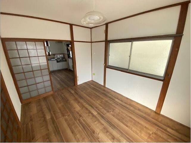 井上ハイツの洋室