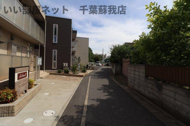 La Crece Tの周辺