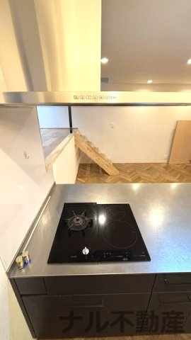 豊中市千里園3丁目　貸家のキッチン|キッチンでお料理をお楽しみください