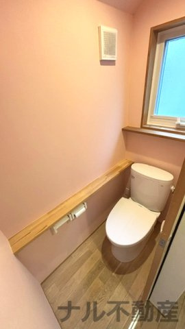 豊中市千里園3丁目　貸家のトイレ|トイレです
