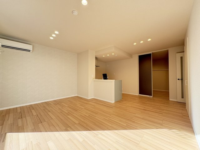 ベンディシオン市川の居間・リビング