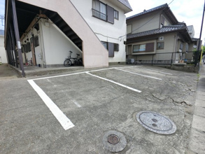 【駐車場】