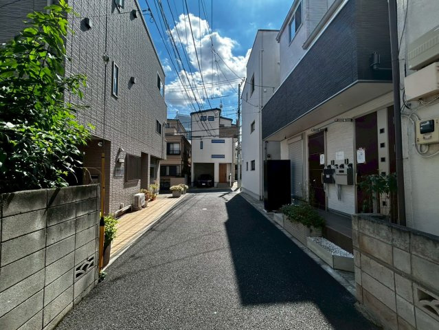 豊島区北大塚3丁目  中古戸建の前面道路含む現地写真|現地写真