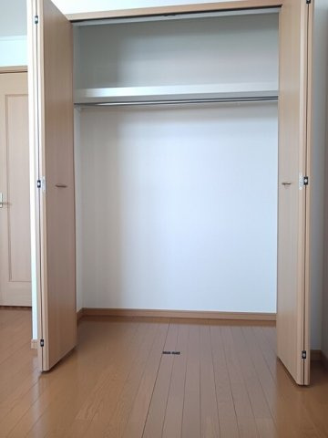 アヴェニールＡの収納|便利な収納スペースです