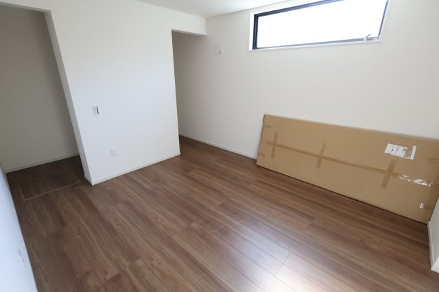 《仲介手数料無料》南区四谷３丁目6新築一戸建てCRAFT PiTの洋室|1階 7帖