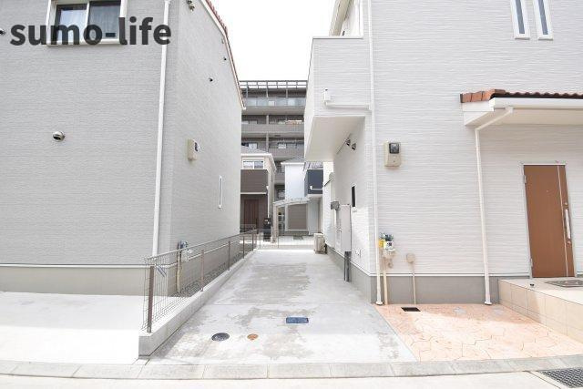 田能戸建貸家のエントランス