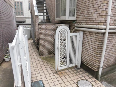 【エントランス】 | ベルファースト