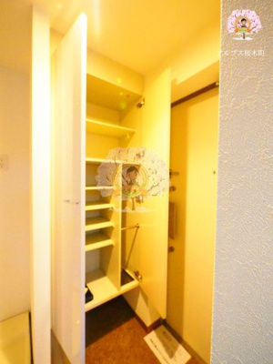 【玄関】 | ライジングプレイス桜木町三番館 | 同一仕様