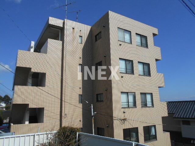横浜市中区柏葉の賃貸マンションの外観