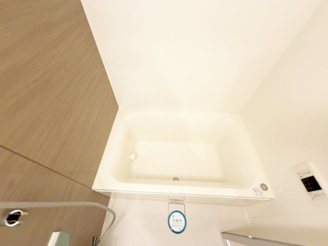 コンフォリア江坂の浴室