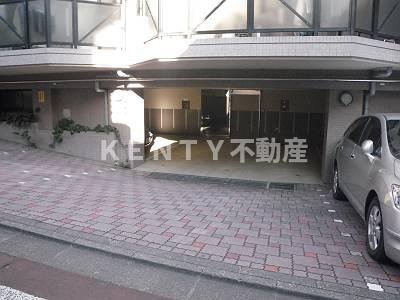 【エントランス】 | ファミーユグラン河野 | 建物の内部です