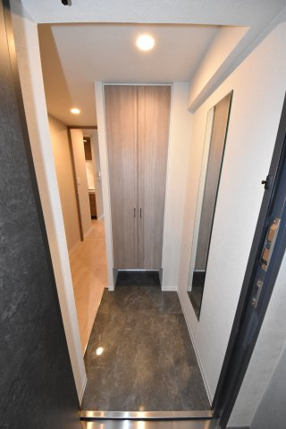 アヴェニール北浜の玄関
