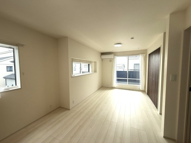 さいたま市西区二ッ宮　築浅戸建