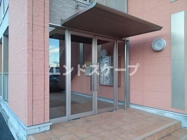 シンフォニアのエントランス|高崎、前橋のお部屋探しはエンドスケープまで！お客様の理想お聞かせ下さい♪