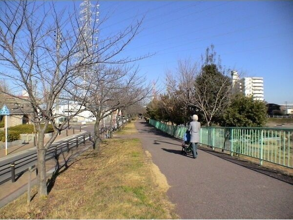キャッスルメイ植田の周辺