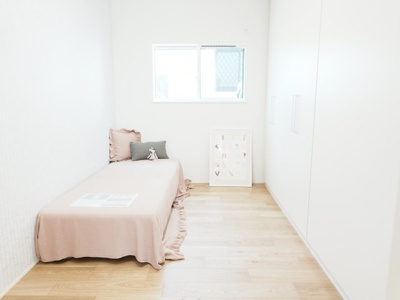 【洋室】 | 津市久居緑が丘町　新築分譲住宅