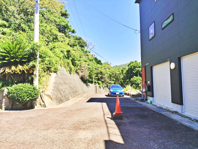 中古戸建　淡路市南の前面道路含む現地写真