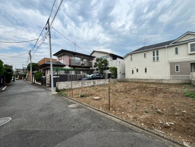 大田区久が原　建築条件付売地の前面道路含む現地写真