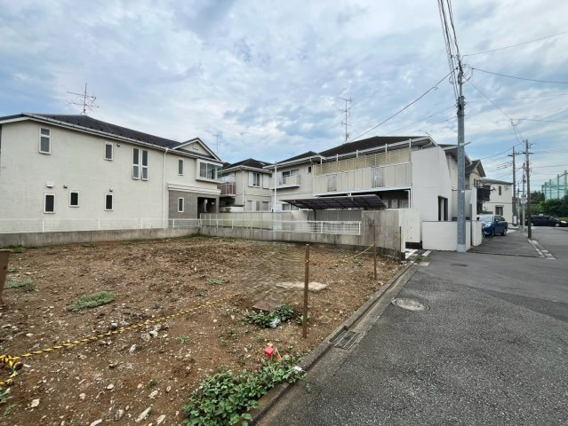 大田区久が原　建築条件付売地の前面道路含む現地写真
