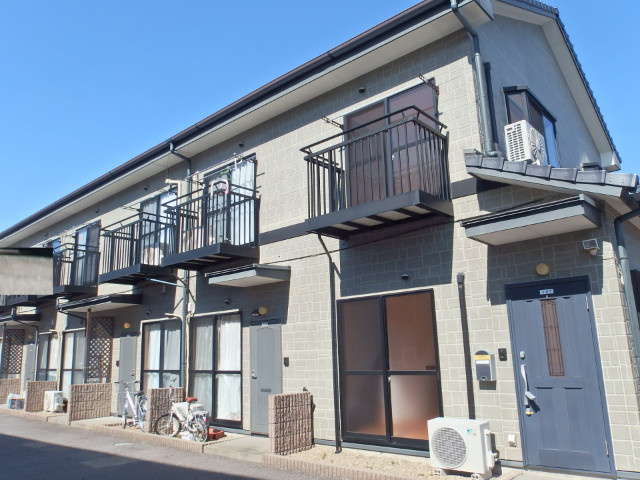 シャトーリ牧御堂Ｂ棟の外観
